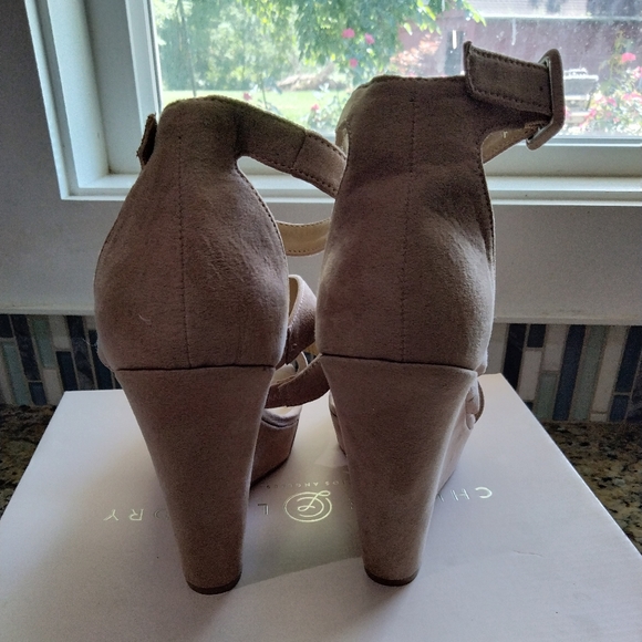 NIB Chinese Laundry MANEEYA Wedge Heels - Picture 2 of 4